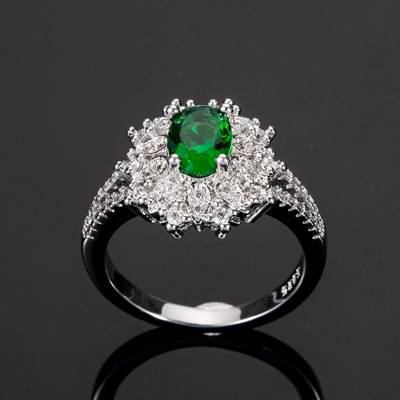 Oval Shape Emerald Gemstone Ring - Gemring Shop